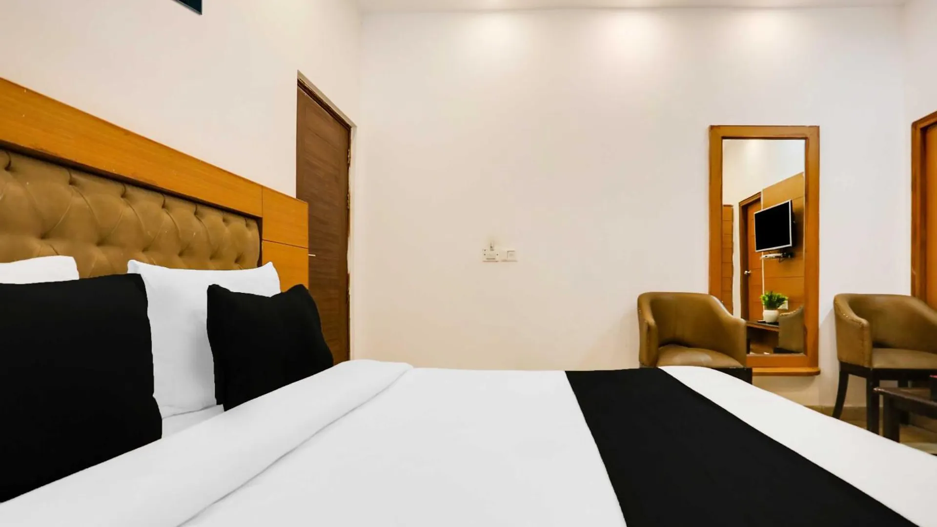 Hotel O Mall Road Near St. Georges College Mussoorie